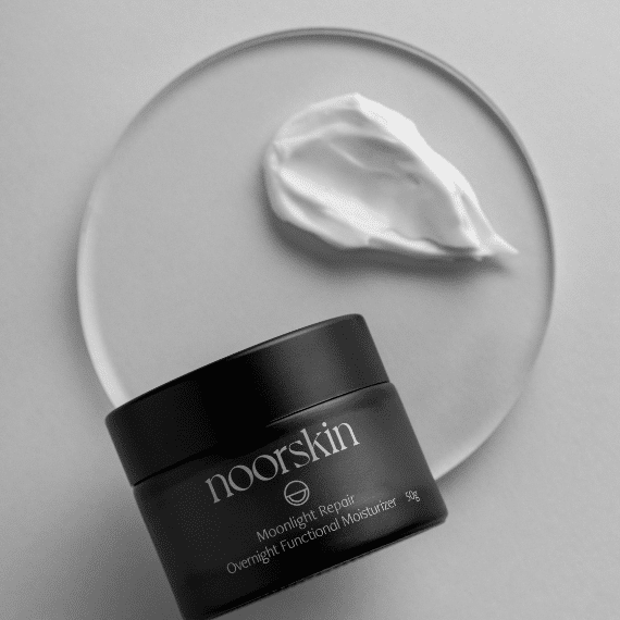 Imagem do hidratante facial noturno Moonlight Repair da Noorskin.